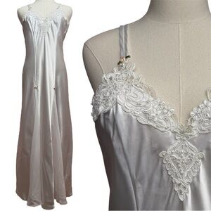 California Dynasty White Rosette Double Strap Princess Nightgown Lingerie Dress